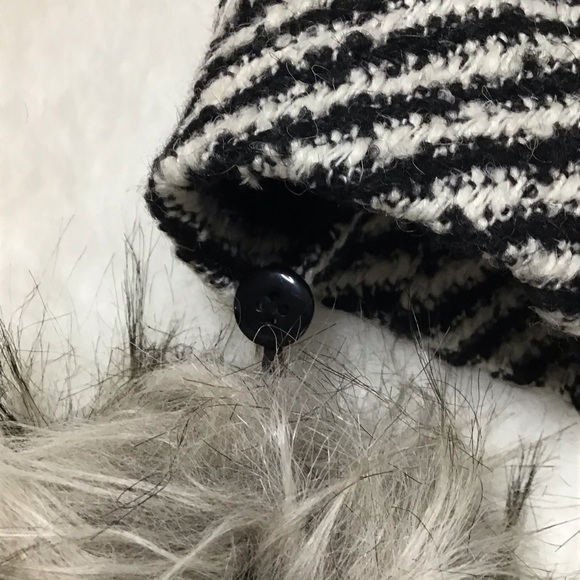 Ann Taylor Tweed Jacket with Fur Cuffs NEW - Picture 8 of 11